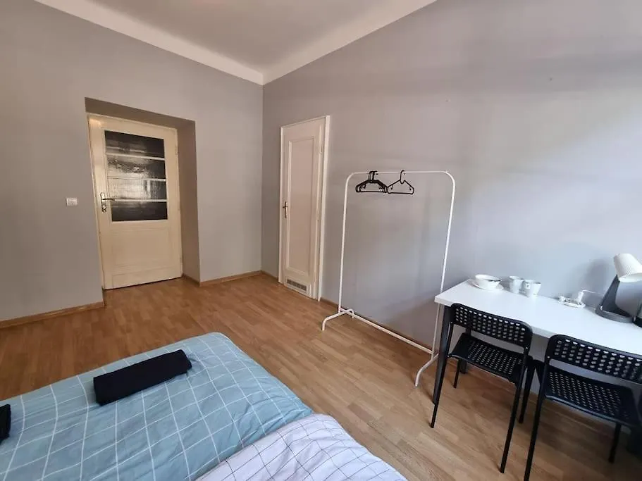 Fantastic Krk - Kr6 Room D Krakow Apartment
